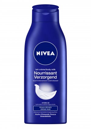 NIVEA verzorgende body milk 400ml                        1st