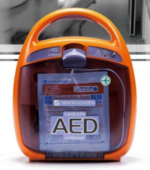 Automatische externe defibrillator Nihon Kohden AED-2150