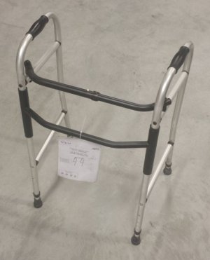 Looprek beweegbaar grijs (rollator)                      1st